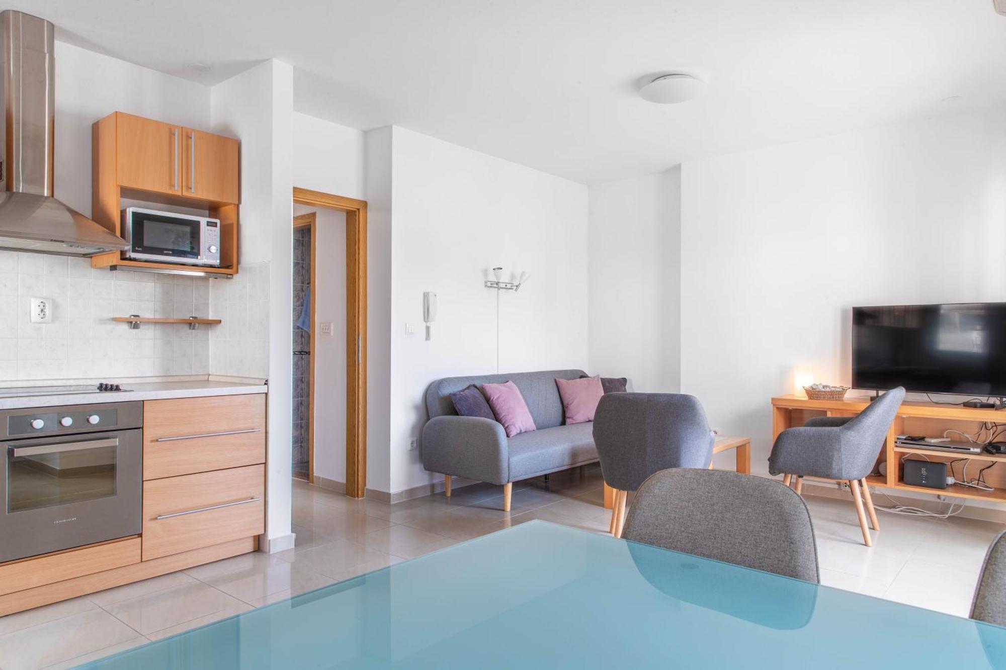 Brightflat Makarska