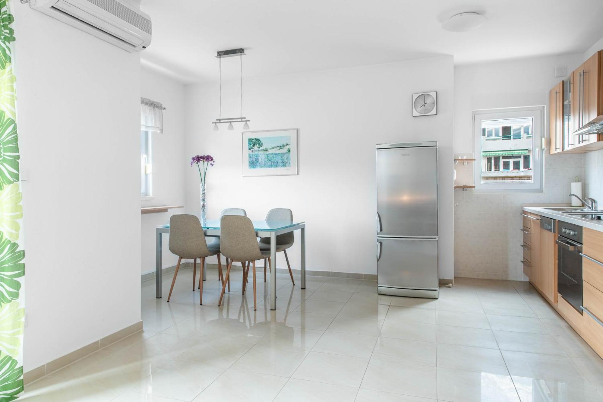 Brightflat Apartment *