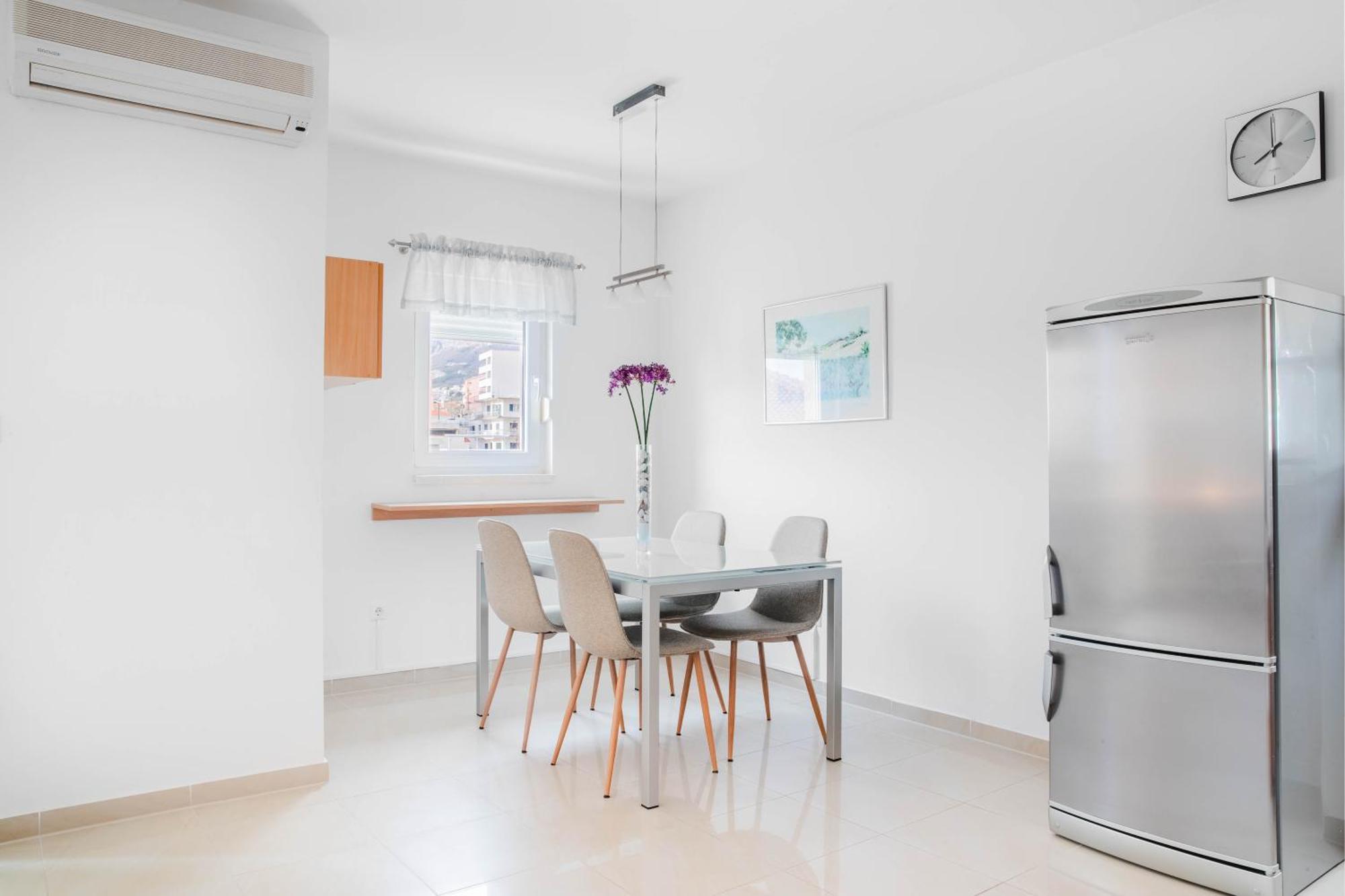 Apartment Brightflat Makarska