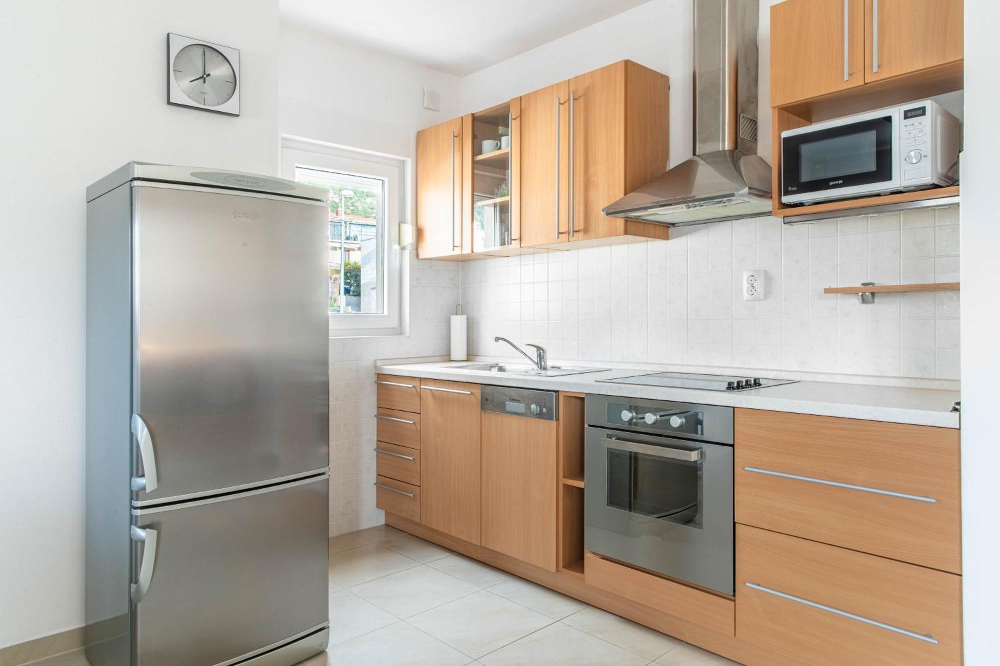 Brightflat Makarska